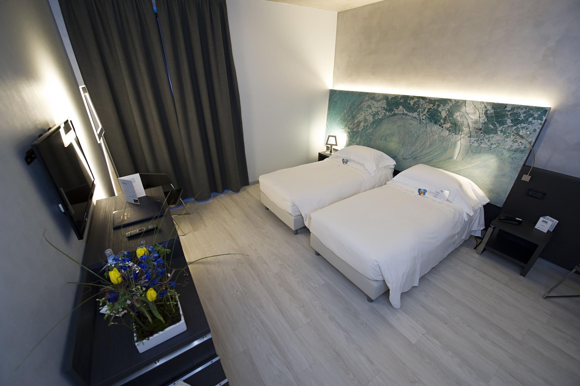 Arli Hotel Business And Wellness Bergamo Esterno foto