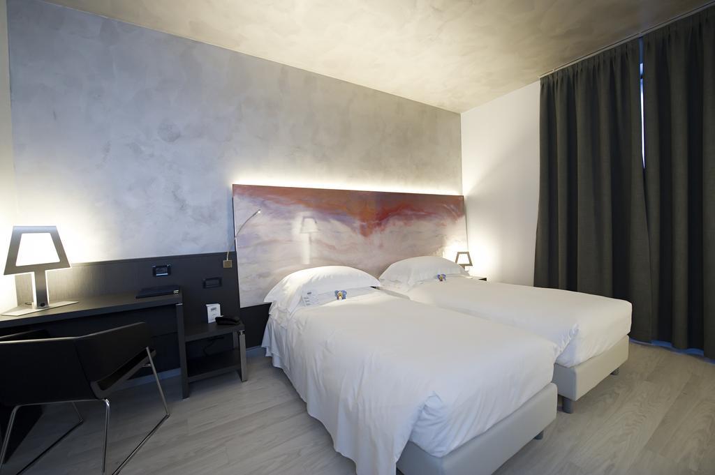 Arli Hotel Business And Wellness Bergamo Esterno foto